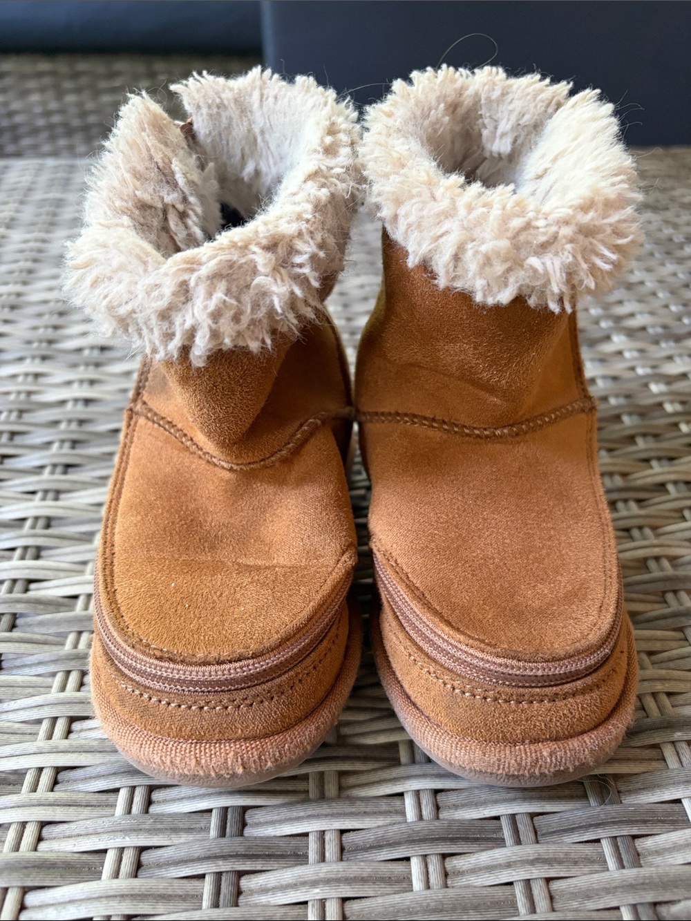 Billy brand Cozy Faux-Fur Lined Ankle Winter Boots - Tan